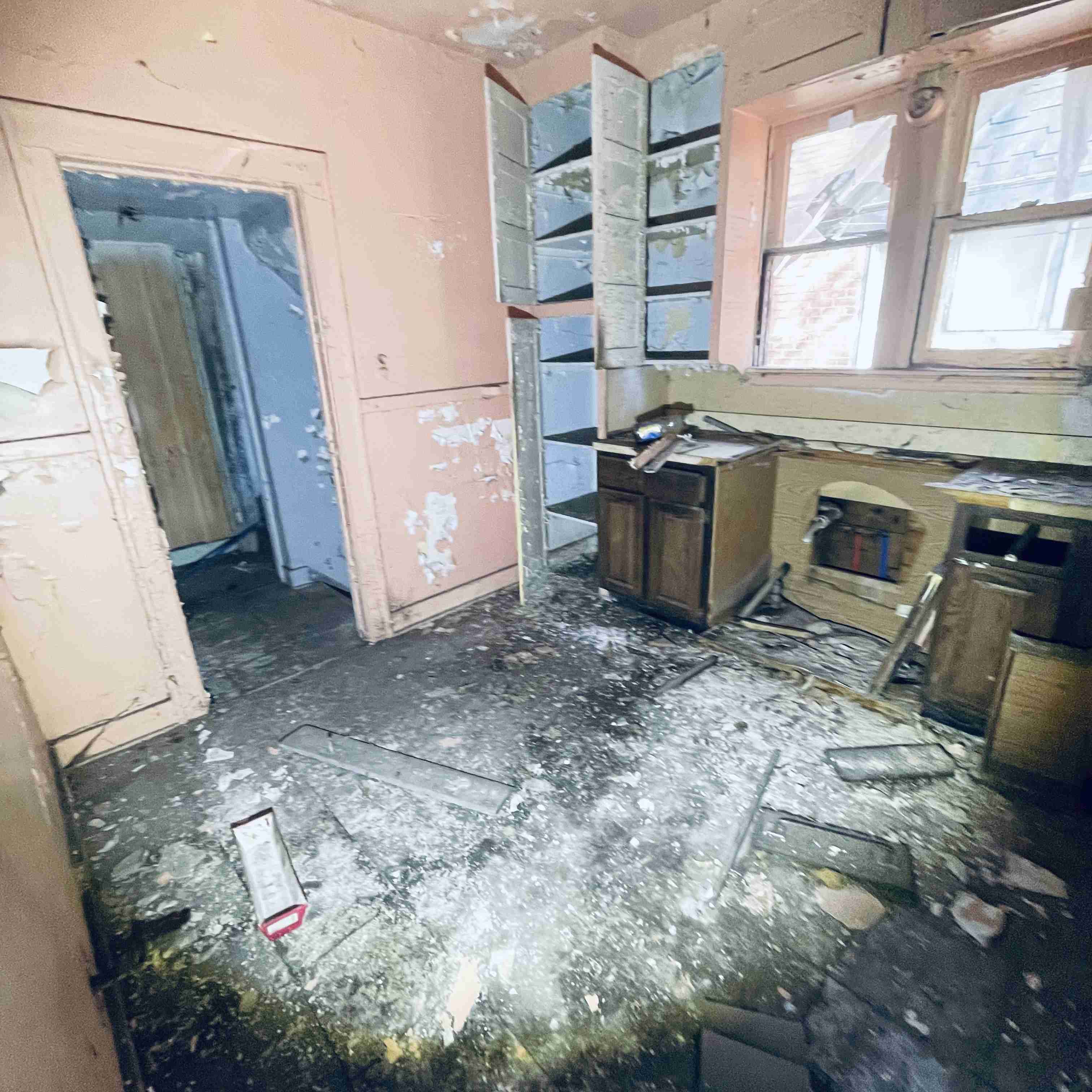 2638 Glendale (39).jpg